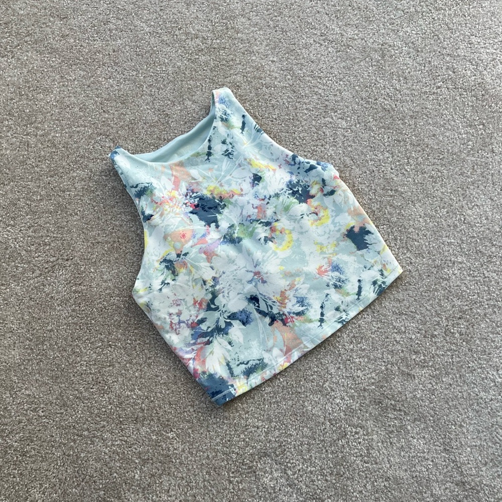 Old Navy Womens Powerchill Floral Printed Sports Bra Tank Top Size Medium NWOT